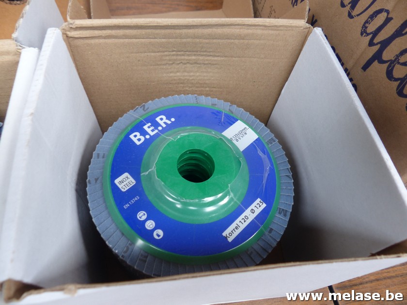 Schuurschijven "BER - korrel 120 "