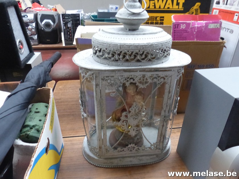 Windlicht met heiligen beeld