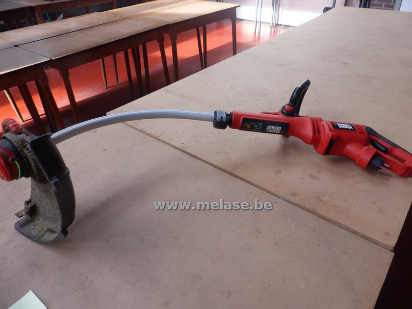 Elec. kantmaaier "Black & Decker"
