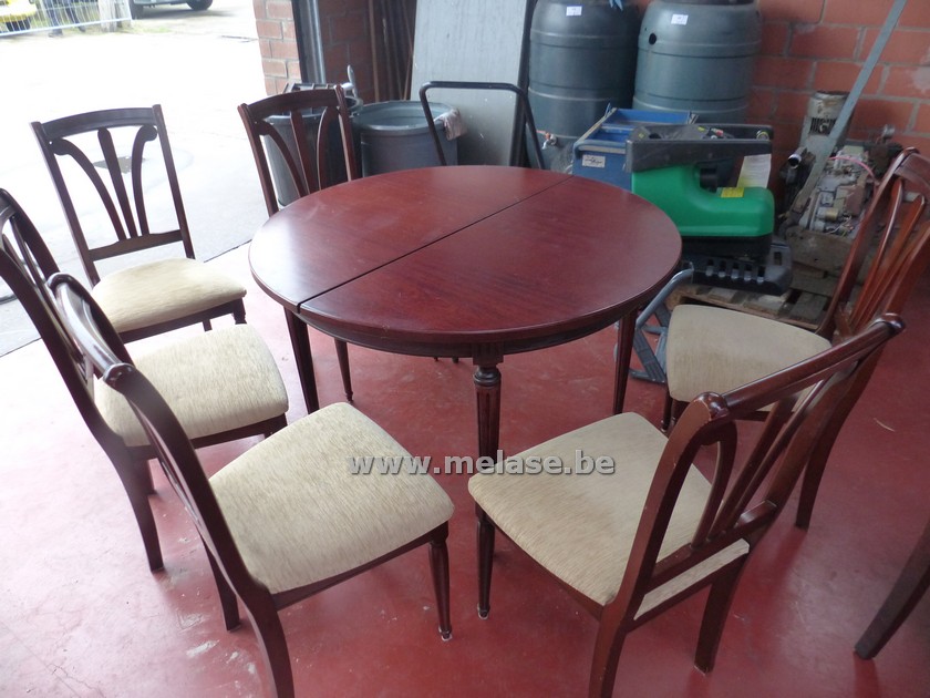 Ronde tafel + 6 stoelen
