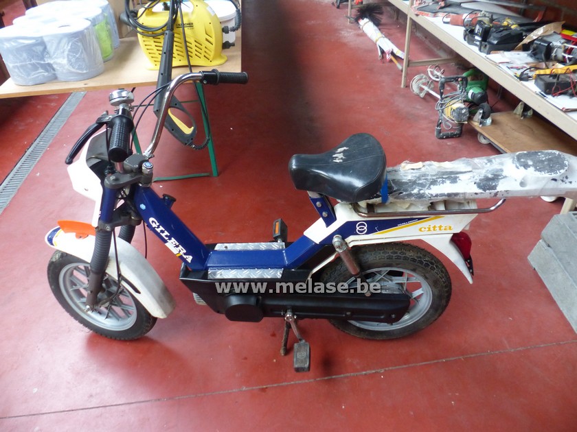 Bromfiets "Gollera Citta"