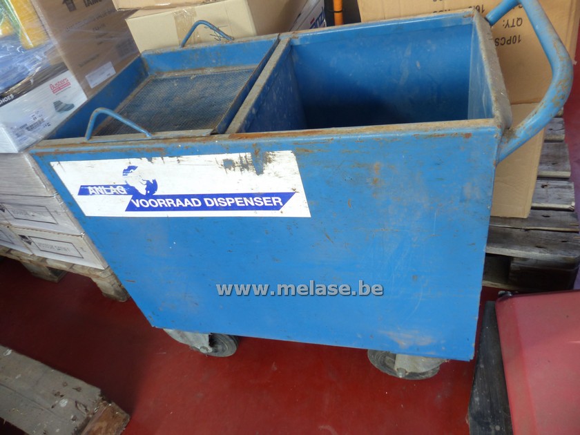 Voorraad dispenser "Anlag"