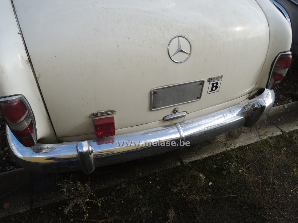 Mercedes "190"