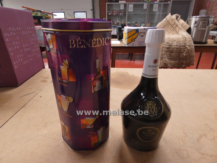 Bénédictine "1510 DOM"