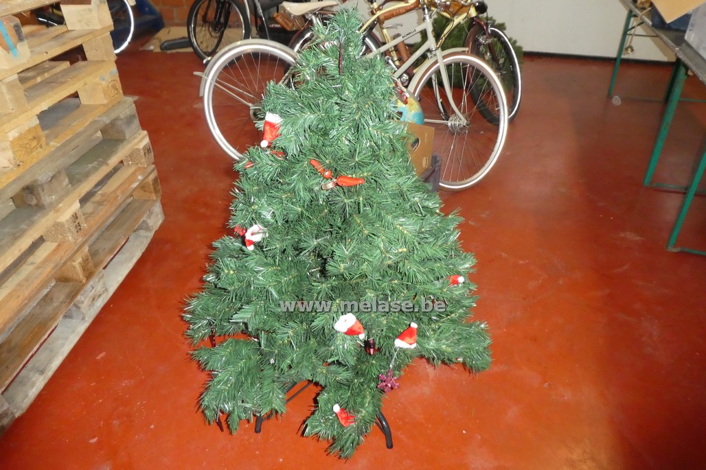 Kerstboom met versiering