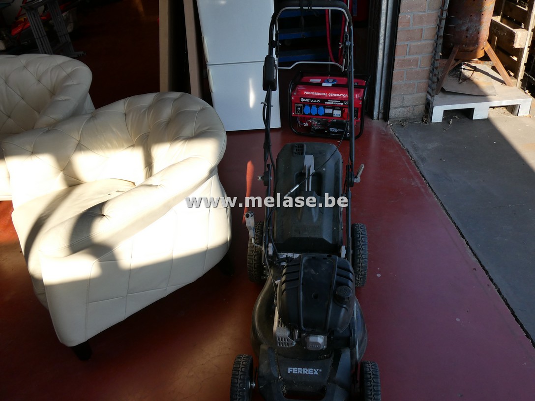 Benzine grasmaaier "Ferrex"