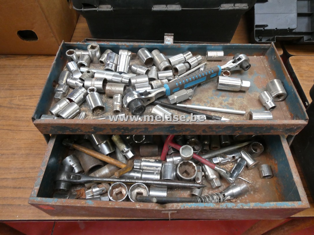 Metalen gereedschapskoffer 