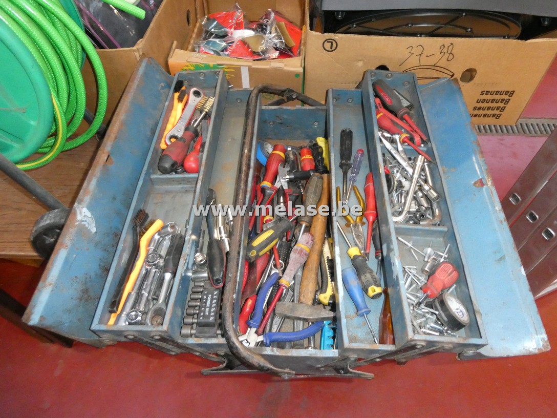 Metalen gereedschapskoffer