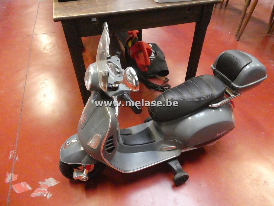 Mini "Vespa Piaggio"