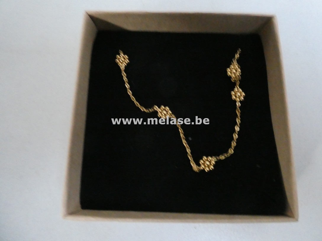 Halsketting "bloemetjes"