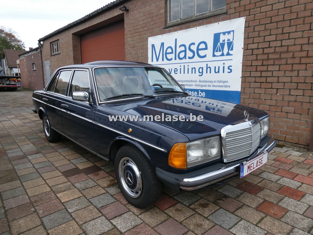 Mercedes 240