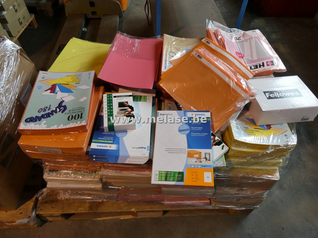 Pallet bureelmateriaal
