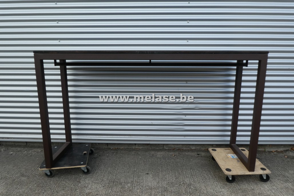 Toonbank/kledingrek met verlichting (4)