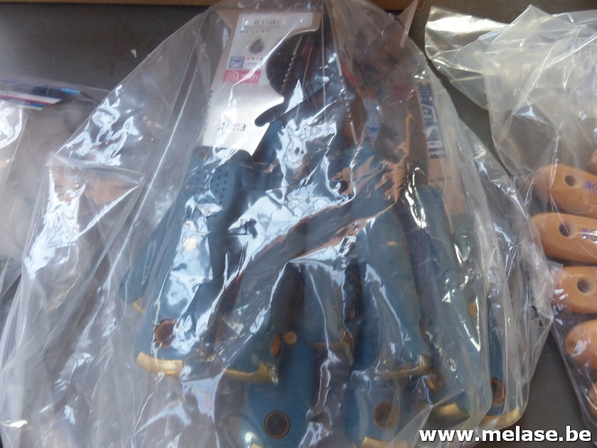 Steekmes "blauw handvat"