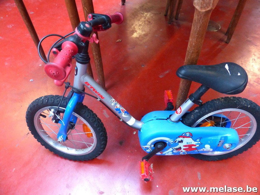 Peuterfietsje "B-Twin"
