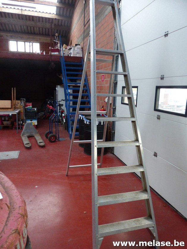 Alu trapladder