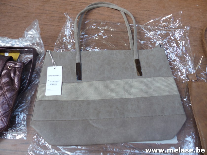 Handtas "Hellis & Derry"