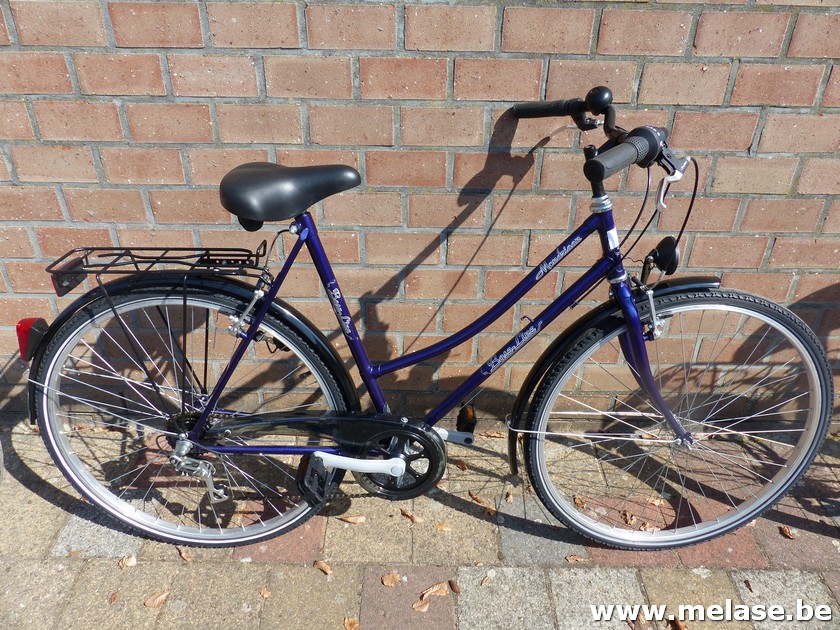 Damesfiets "Base Line"