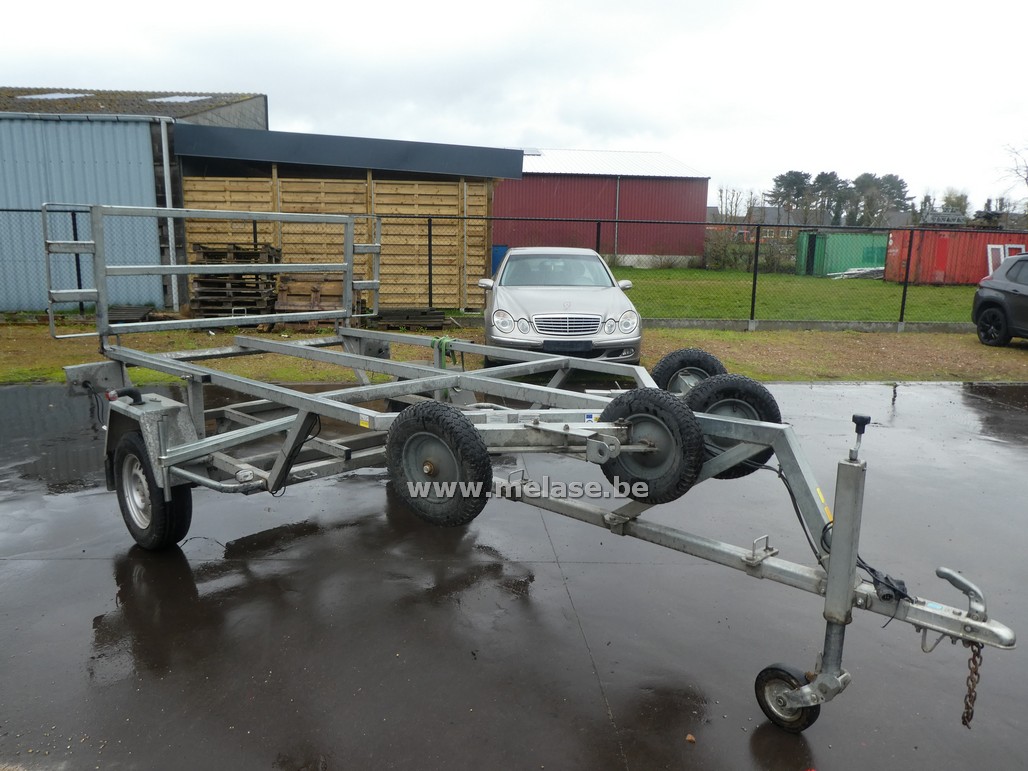 Knott aanhangwagen voor spa / jacuzzi gegalvaniseerd 750kg