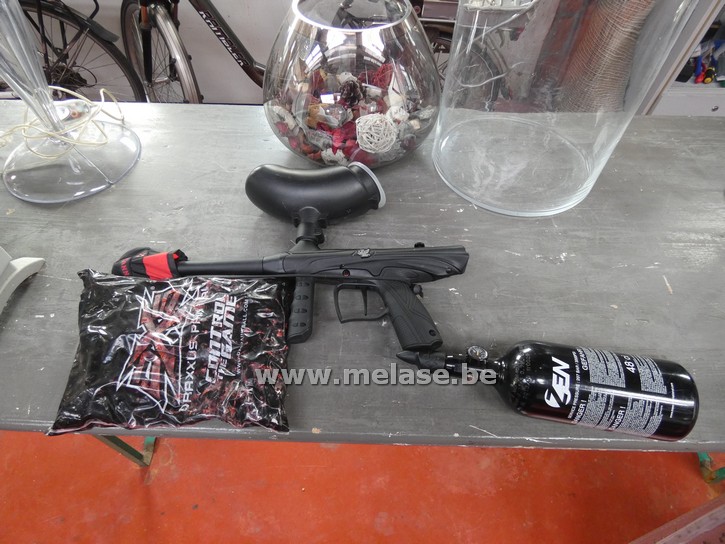 Paintbal pistool