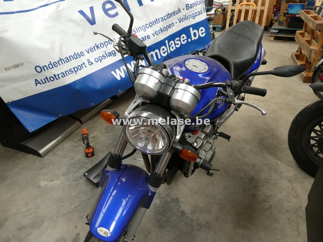 Moto Honda CB900F