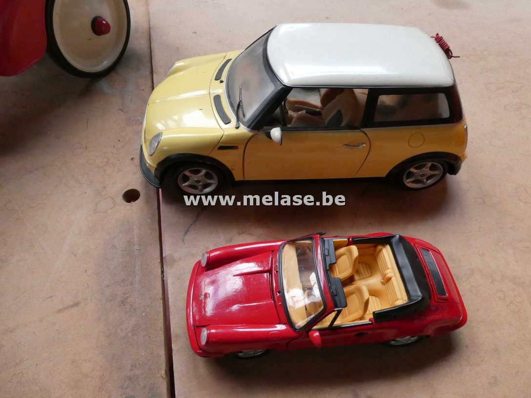 Miniatuurauto's "Mini Cooper - Porsche"