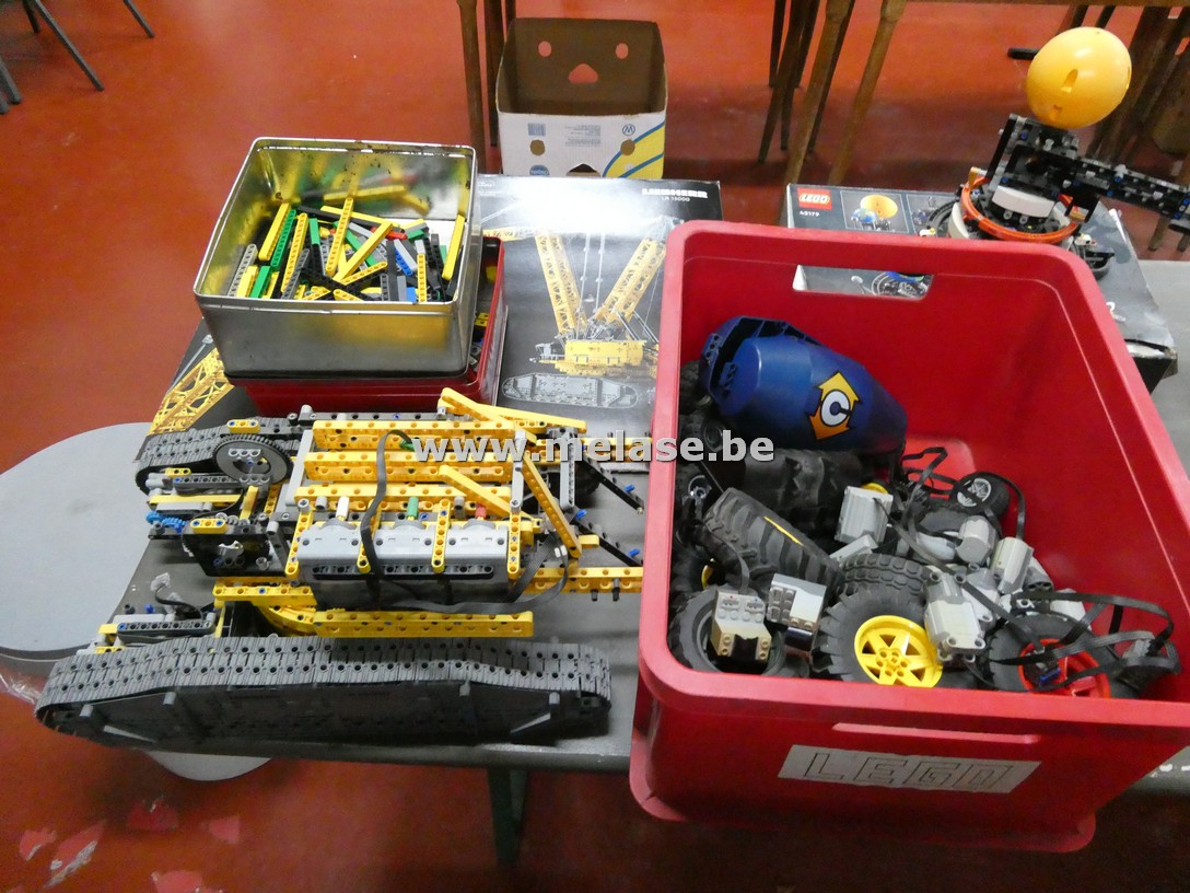 Lego Technic "Torenkraan Liebherr LR1300"