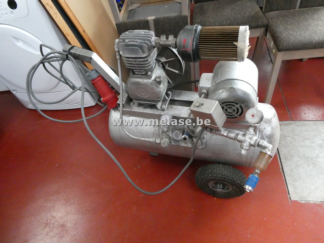 Compressor 