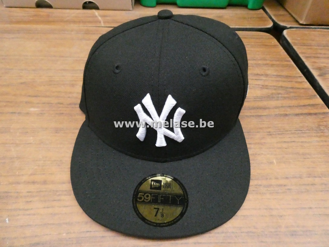 Pet "NY - zwart/wit"
