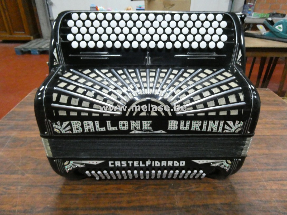 Accordeon "Ballone Burini Castelfidaro"