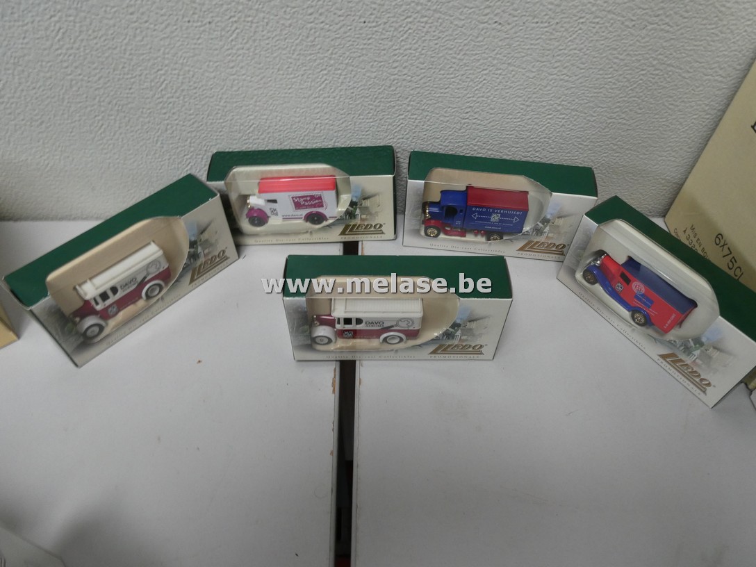 Miniatuurauto's "Lledo collectie"