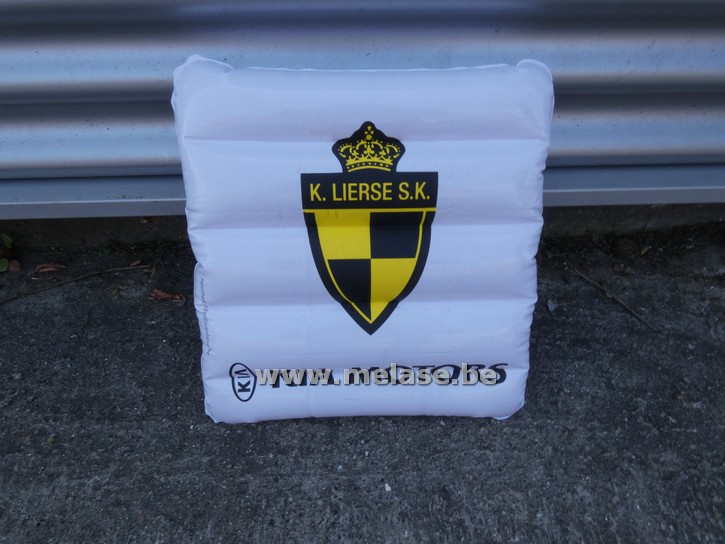 Opblaasbare kussens "Lierse SK - Kia Motors"