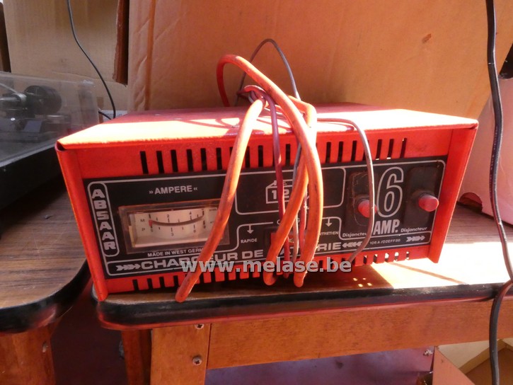 Batterijlader "Absaar"