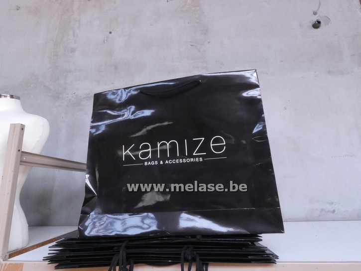Grote zwarte zakken