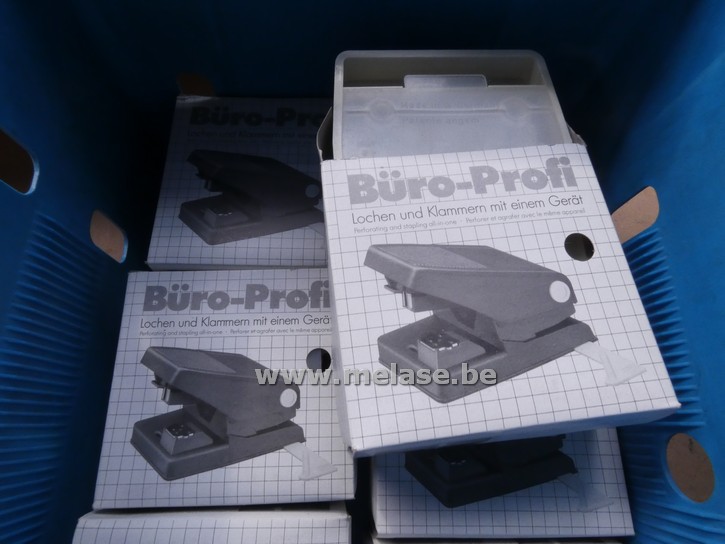 Perforator/nietmachine in één