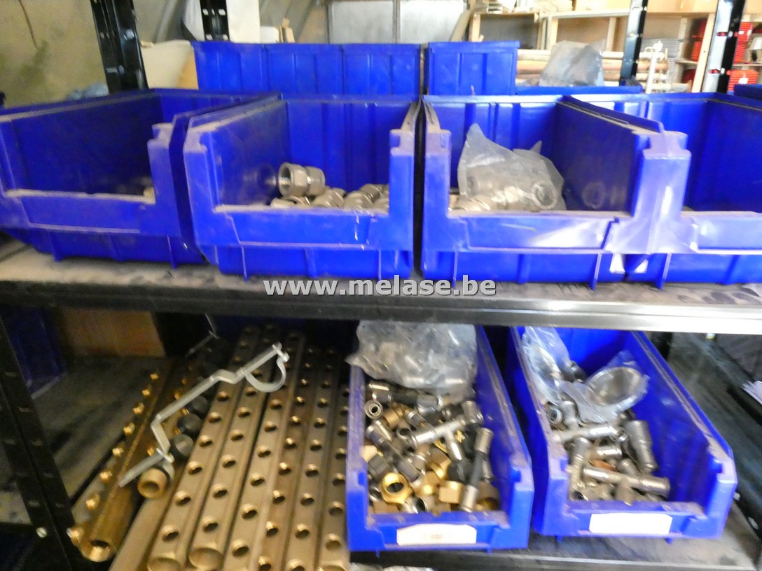 Collectoren en hulpstukken "Henco"