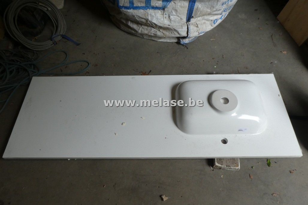 Lavaboblad met linkse lavabo