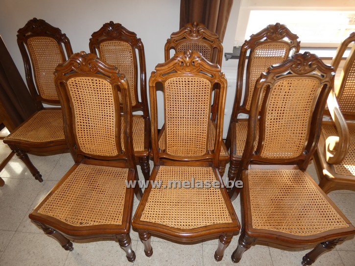 Houten stoelen met rieten zit en rug