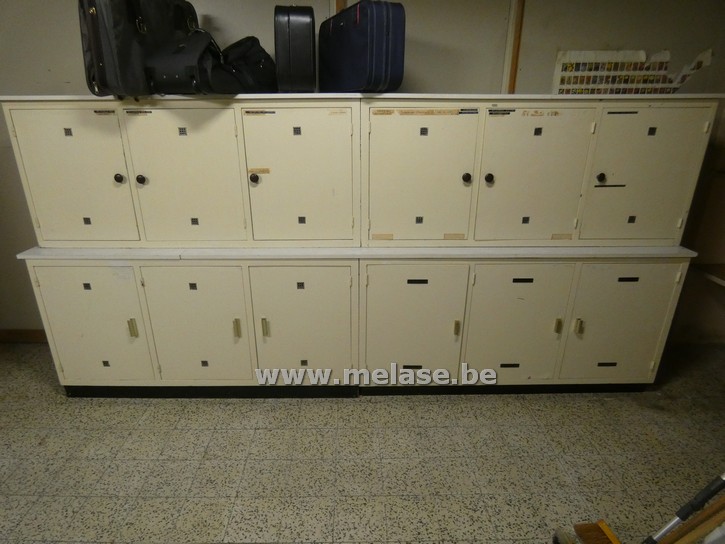 Wandkast "2x6 deuren"