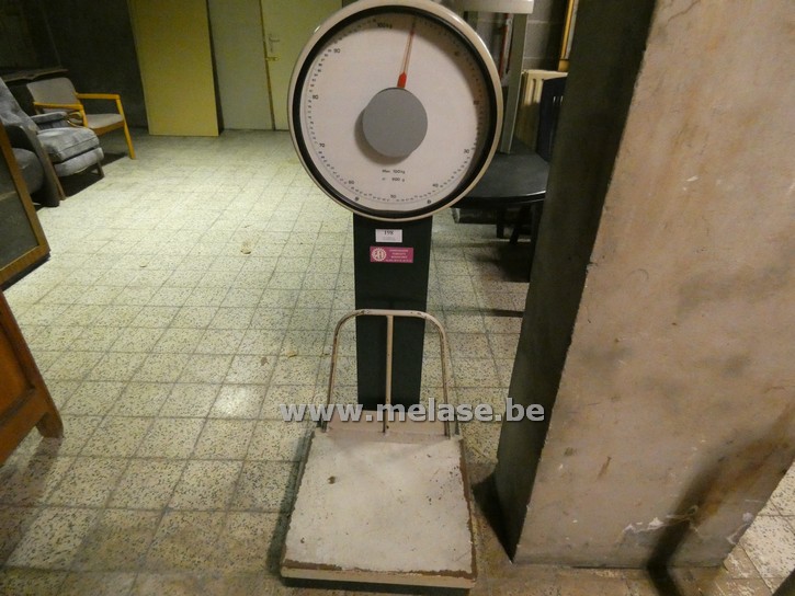 Vintage industriële weegschaal