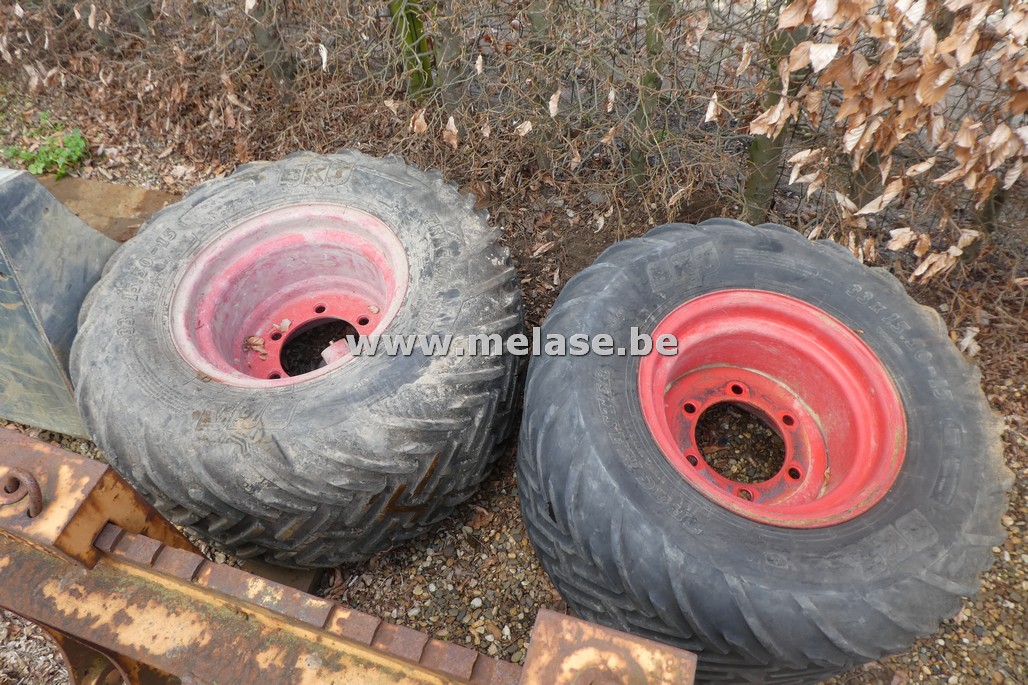 Banden op velg "Tracmaster"