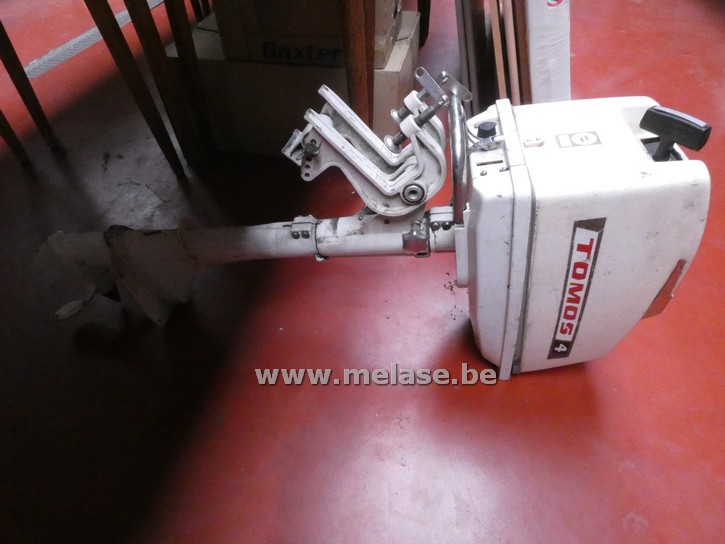 Buitenboordmotor "Tomos"