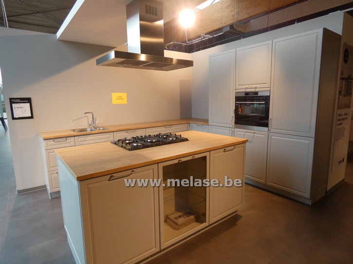 Toonzaalkeuken "Pavia Light Grey"