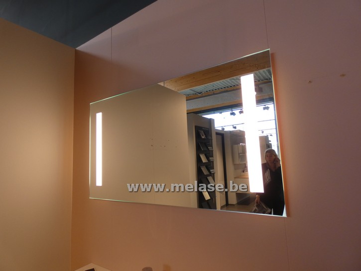 Spiegel met LEDverlichting