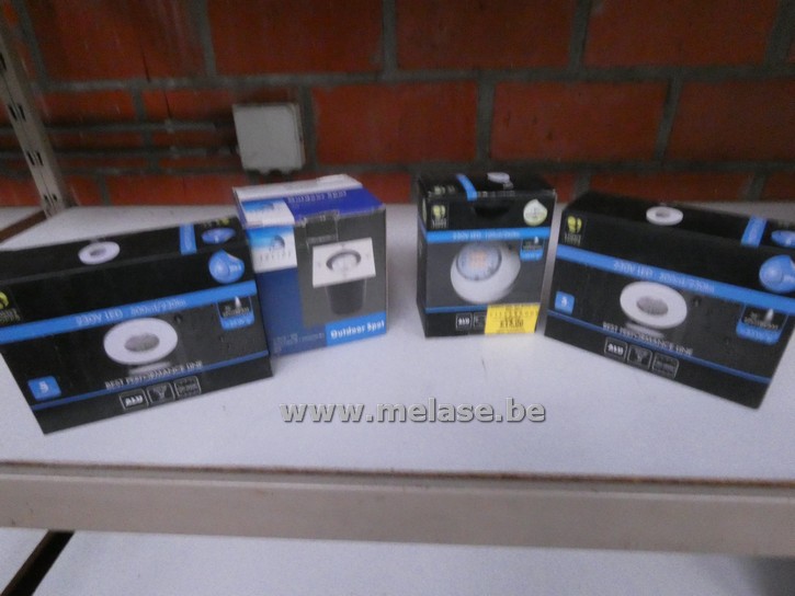 Partij inbouwspots en LED's "outdoor"