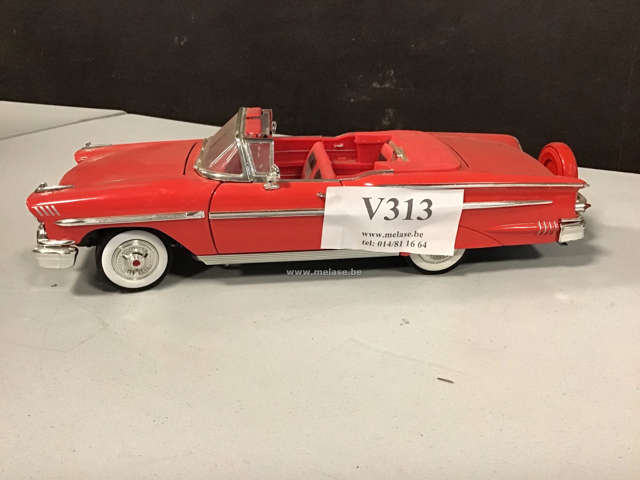 Miniatuur auto "Cadillac - rood"