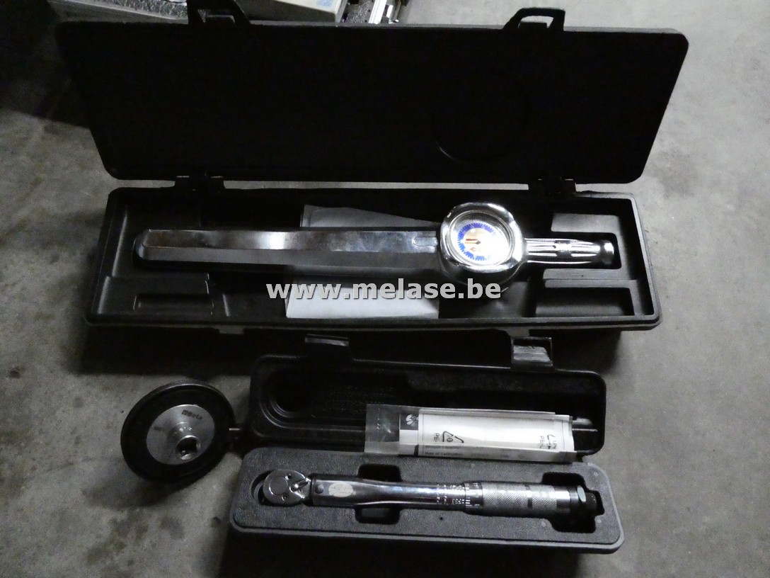 Hoekmeter + 2 momentsleutels