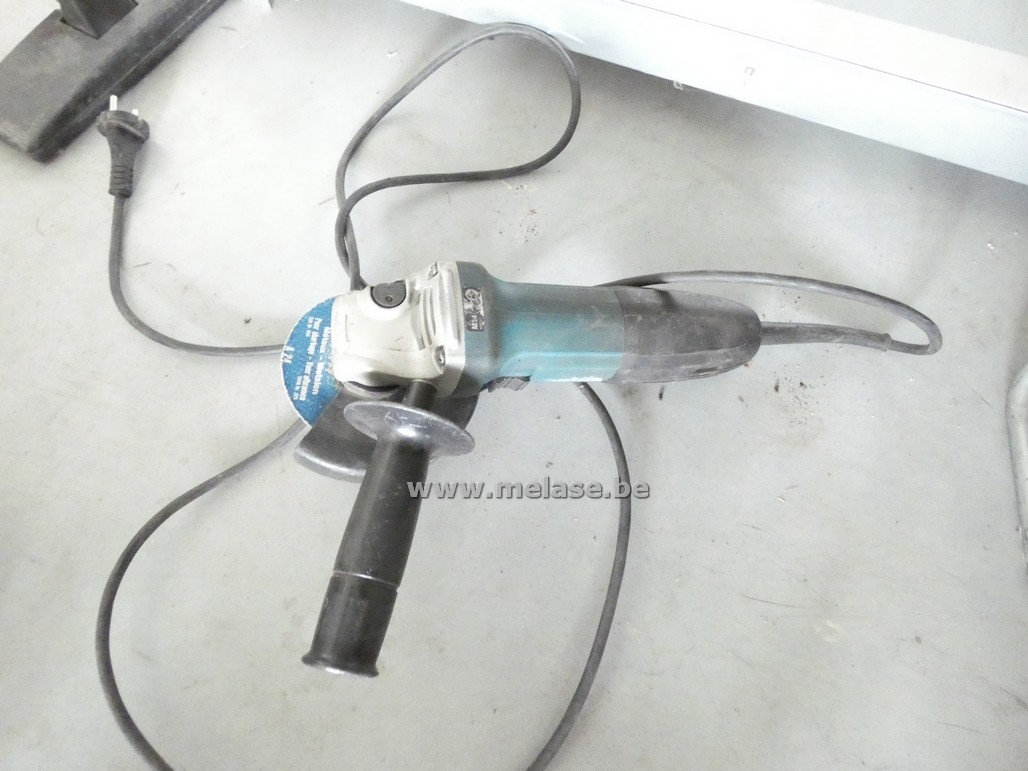 Haakse slijper "Makita"