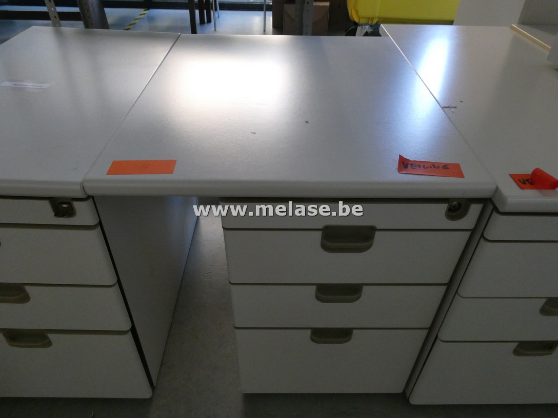 Ladenblok "3 laden"