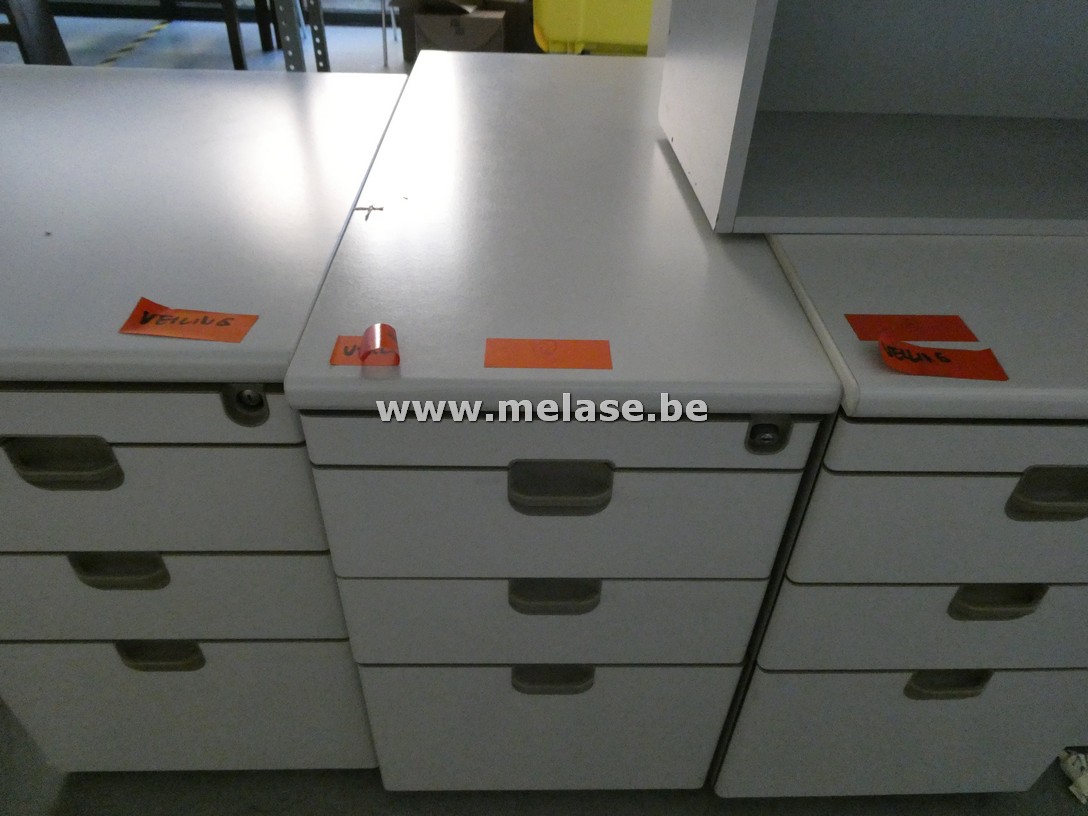 Ladenblok "3 laden"